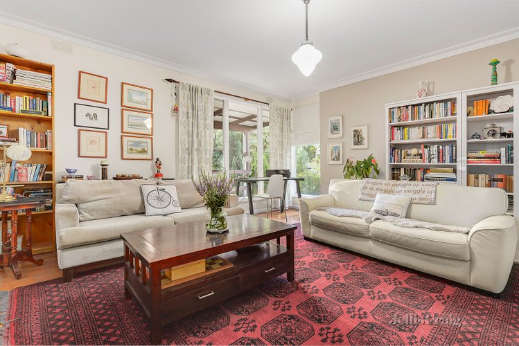 10 Risdon Drive Notting Hill 3168