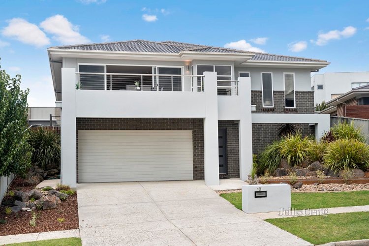 10 St Mirren Drive Nerrina 3350