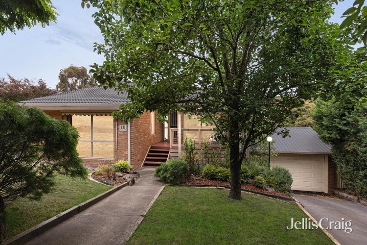 10 Toombarra Place Greensborough 3088