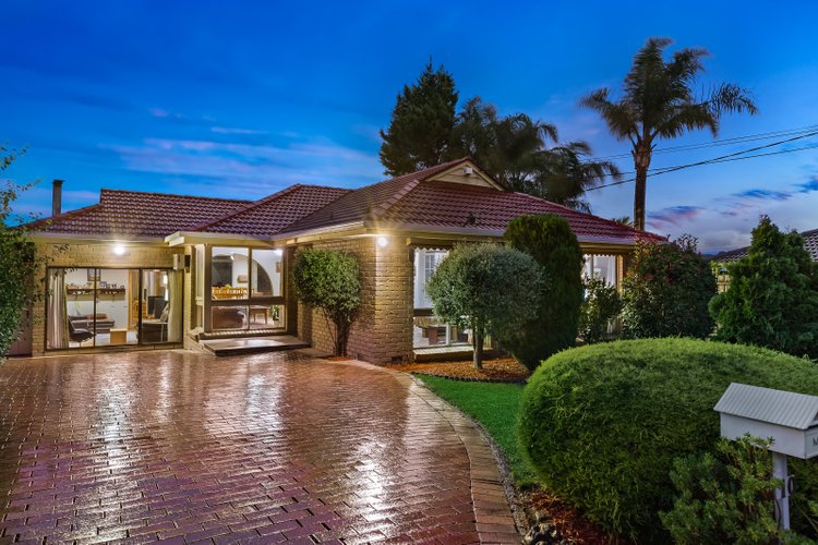 10 Tristram Court Glen Waverley 3150