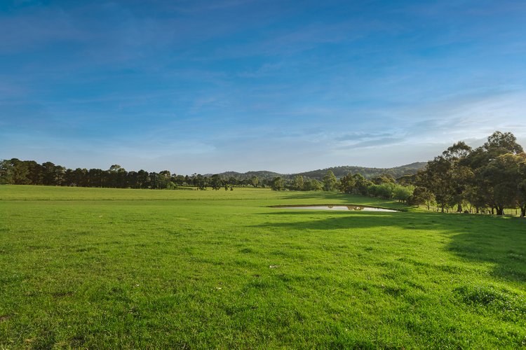 10 Uplands Road Chirnside Park 3116