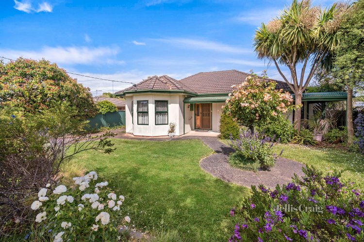10 Vale Street Alfredton 3350