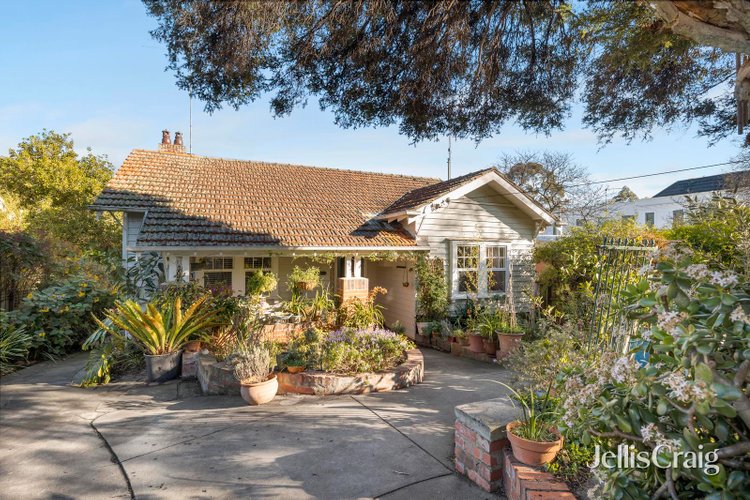 10 Verdun Street Surrey Hills 3127