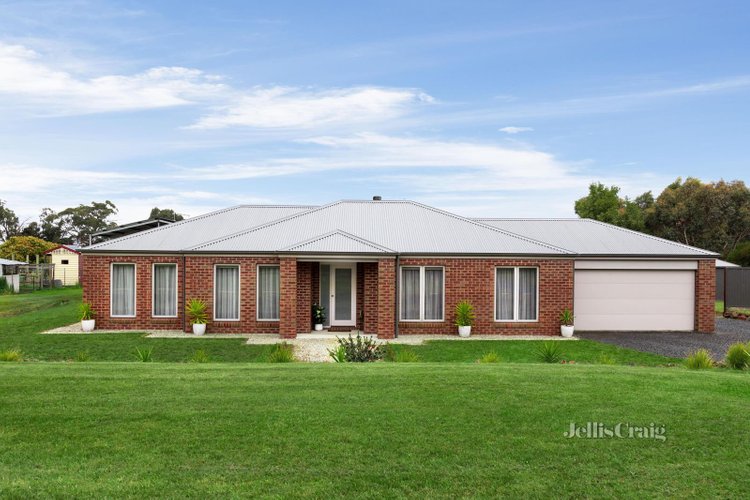 10 Woodlands Road Enfield 3352
