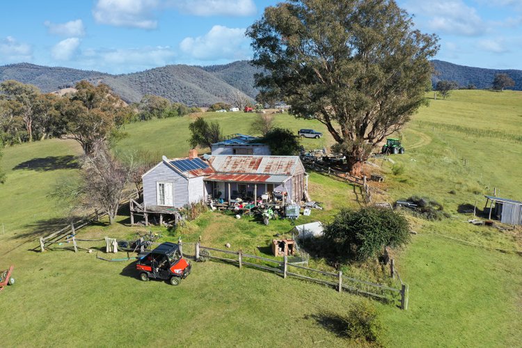 100 Dukes Access Road, Ensay