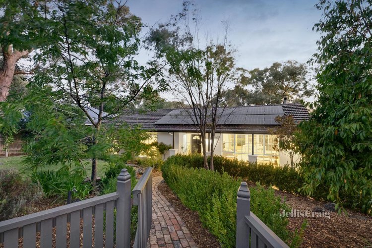 100 Fernside Avenue Briar Hill 3088