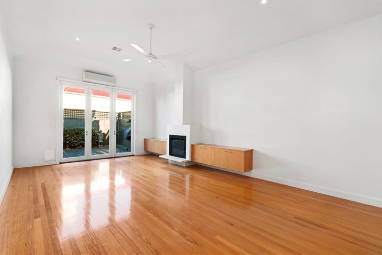 100 Merton St  Albert Park 3206