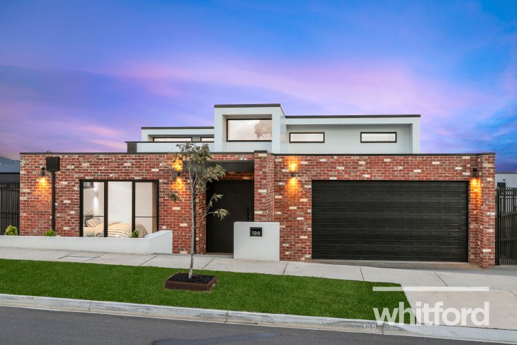 100 Moncrieff Crescent, Wandana Heights