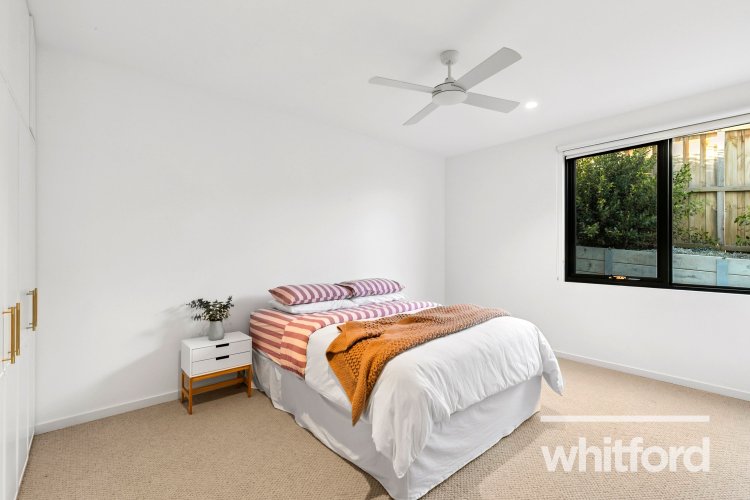100 Moncrieff Crescent, Wandana Heights