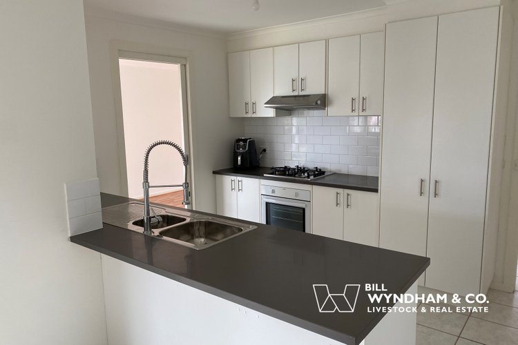 100 Newlands Drive, Paynesville
