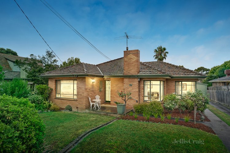 100 Orchard Grove Blackburn South 3130
