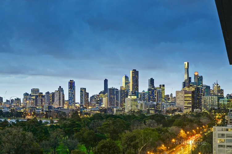 1001/1 Roy Street Melbourne 3004