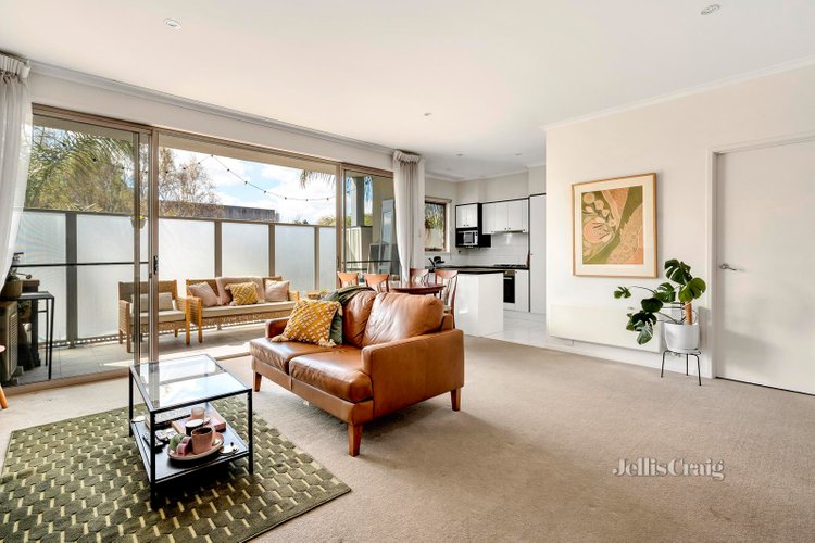 10 1072 Lygon Street Carlton North 3054