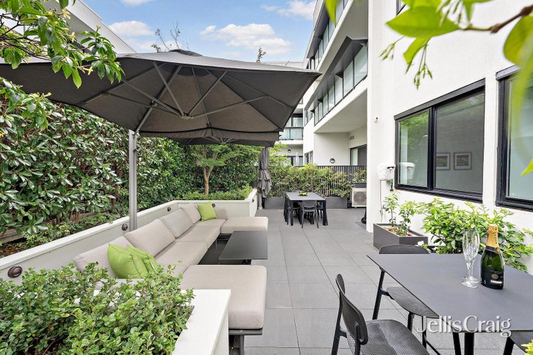 10 11 Glass Street Essendon 3040