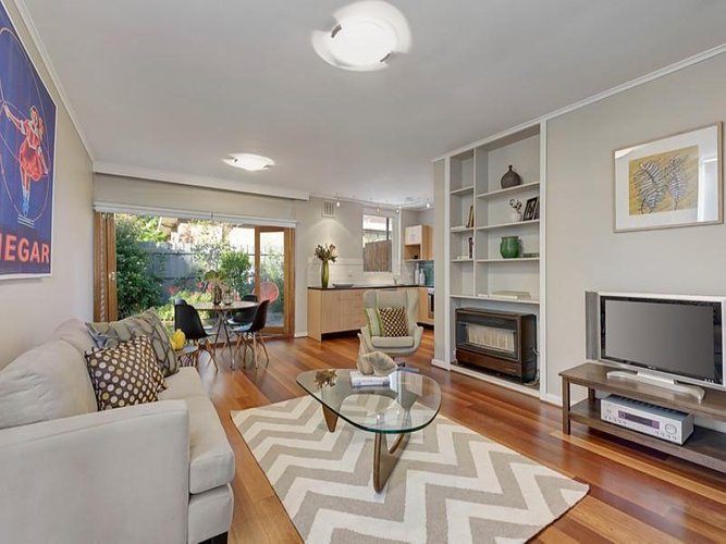 10 11 Lisson Grove Hawthorn 3122