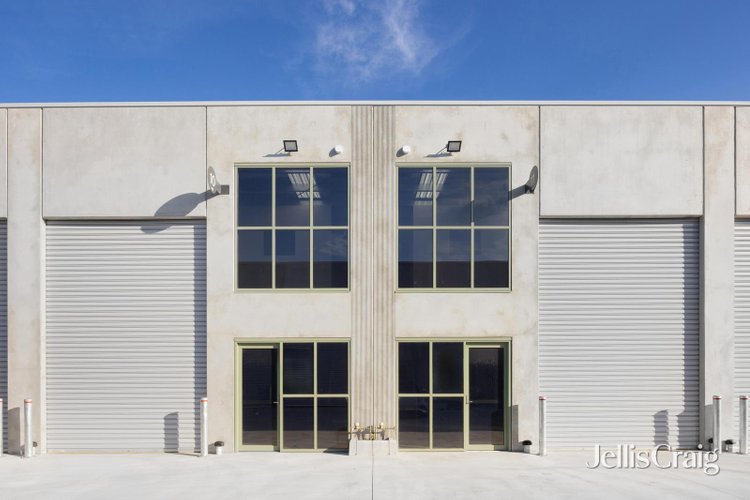 10&11 142 Hall Street Spotswood 3015