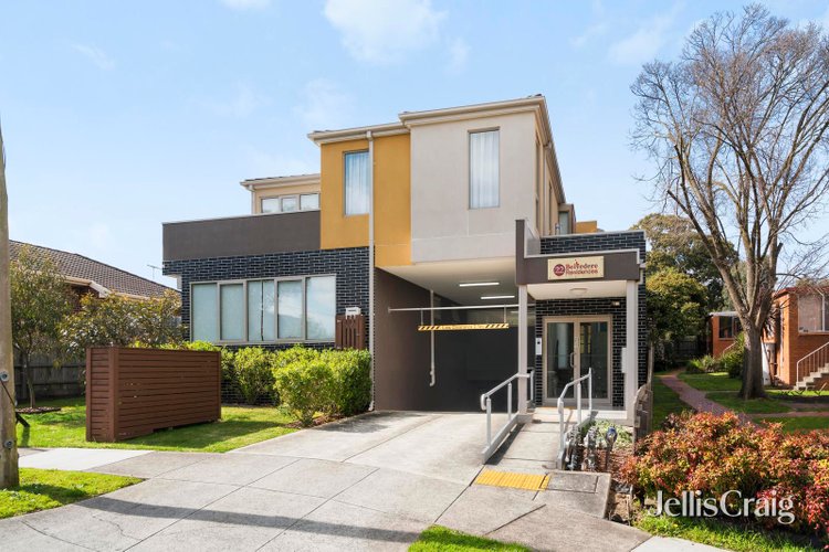 101 22 Shirley Avenue Glen Waverley 3150