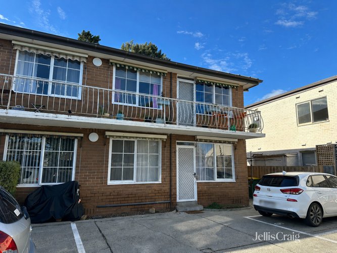 10/13 Harold Street Thornbury 3071