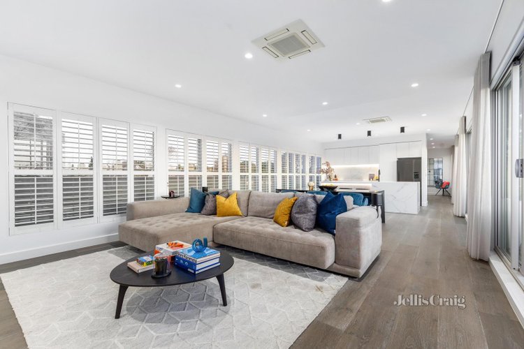 10 1314 Dandenong Road Hughesdale 3166