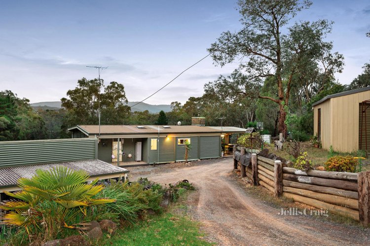 1015 Kangaroo Ground St Andrews Road St Andrews 3761