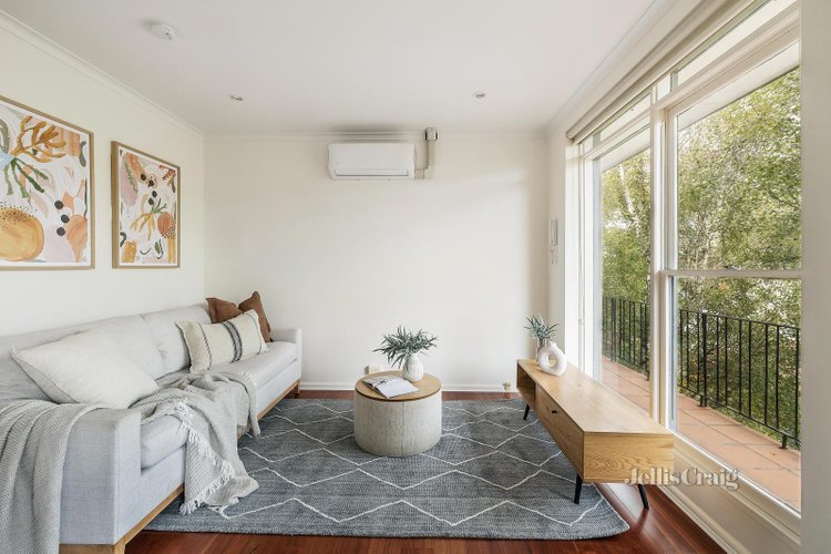 10 16 Rowena Parade Richmond 3121