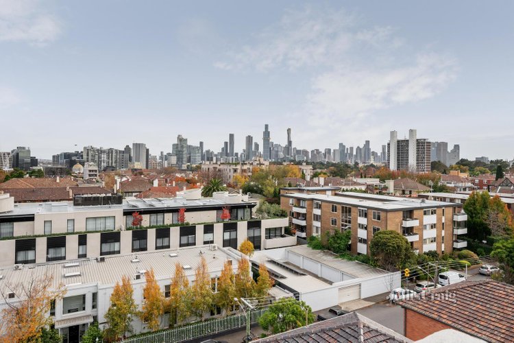 10 166 Toorak Road West  South Yarra 3141