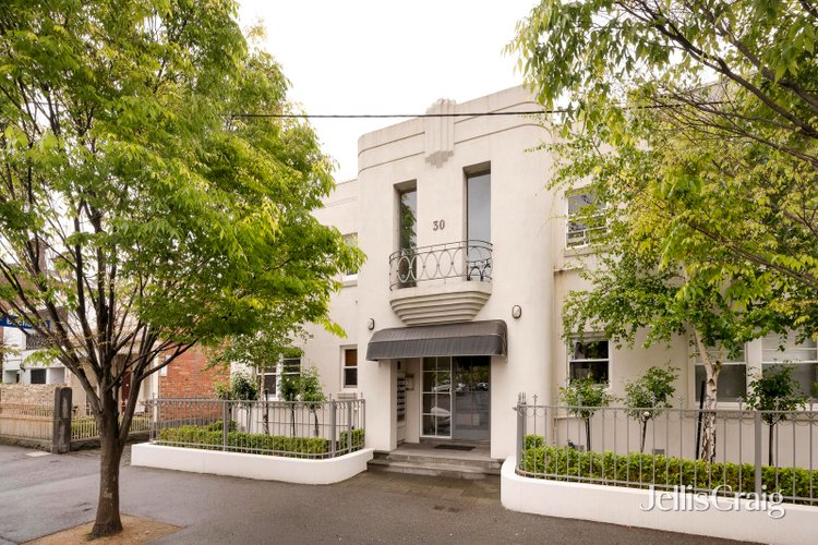 10 18-30 Grey Street East Melbourne 3002