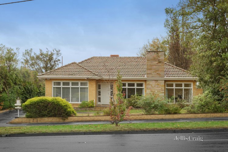 102 Warrigal Road Surrey Hills 3127