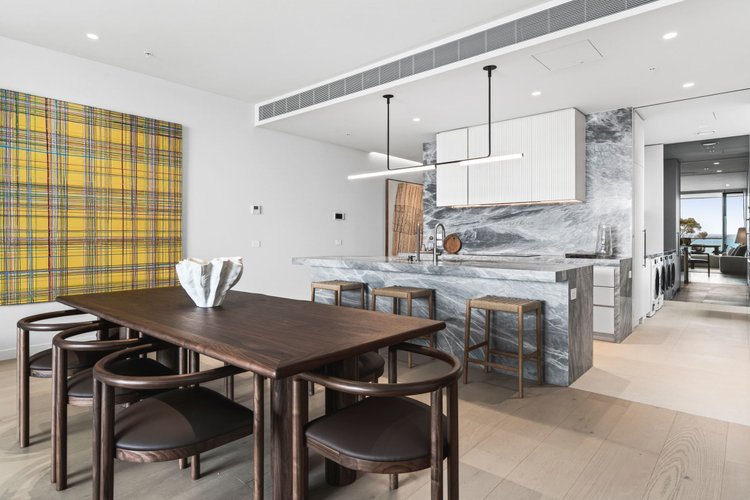 102/1 Convent Place, Rippleside