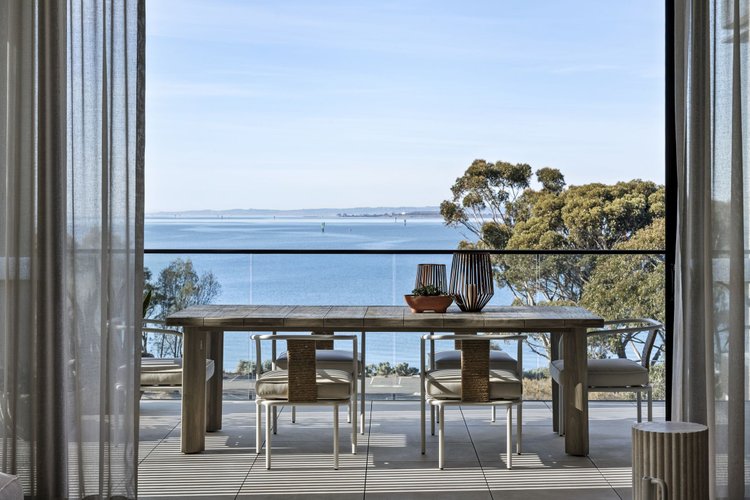 102/1 Convent Place, Rippleside