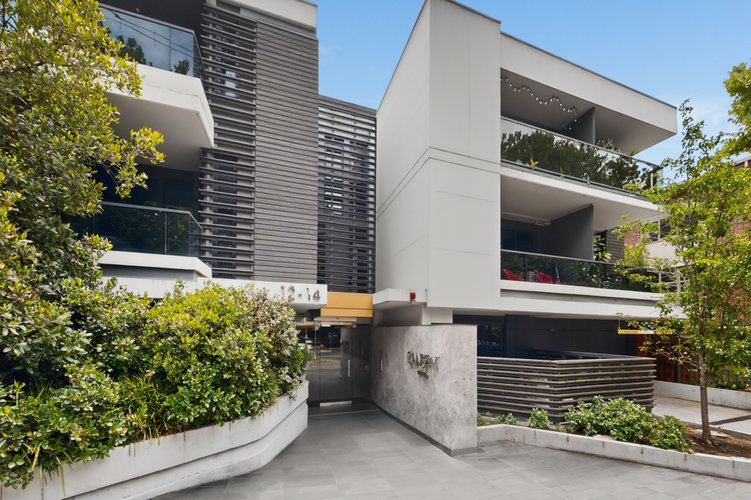 102/12-14 Dickens Street Elwood 3184