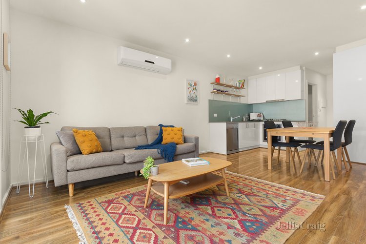102/15 Pascoe Street Pascoe Vale 3044