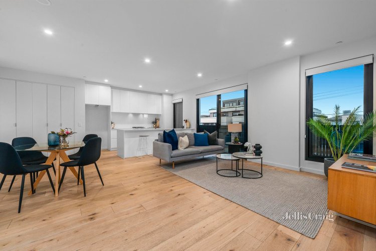 102 16-18 Hamilton Street Bentleigh 3204