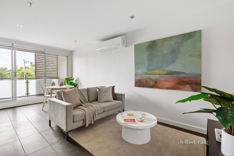 102 174-178 Riversdale Road Hawthorn 3122