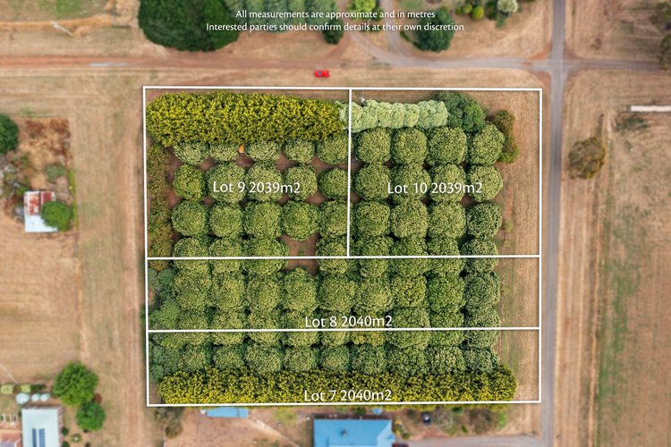 10/23 Collins Road Glenlyon 3461