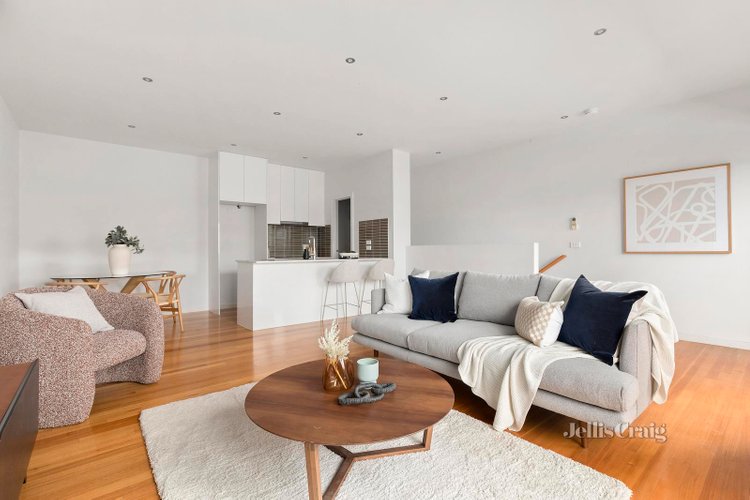 102 305 Buckley Street Aberfeldie 3040