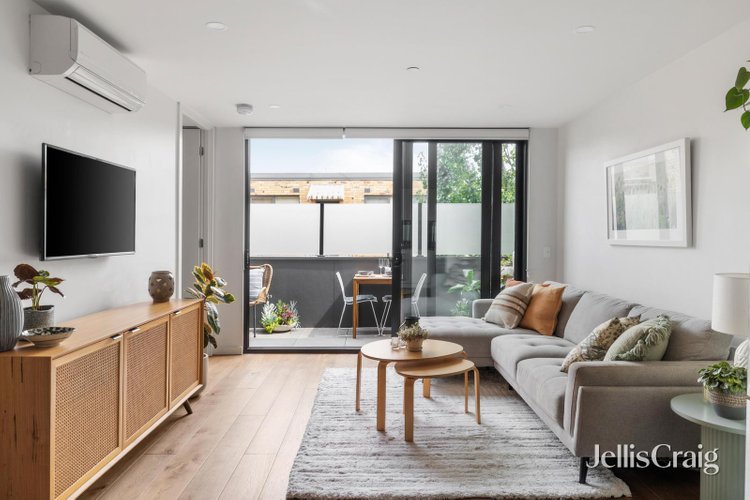 102 309 Riversdale Road Hawthorn East 3123