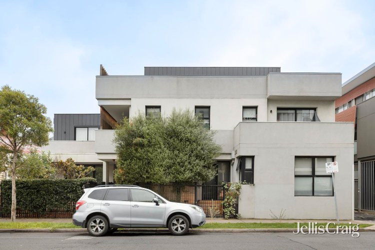 102 4 Beavers Road Northcote 3070