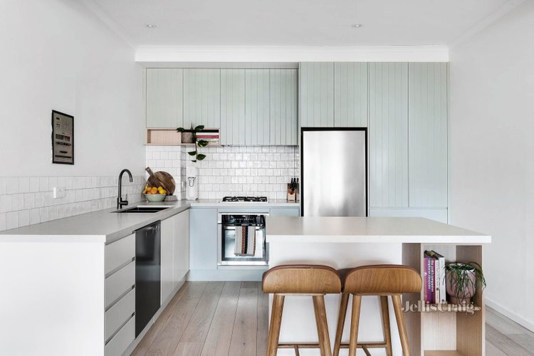 10 261-277 Nicholson Street Carlton 3053