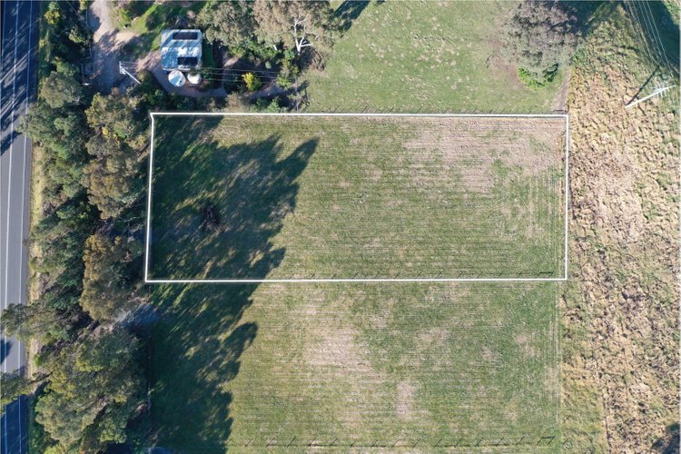 1028 Great Alpine Road, Sarsfield