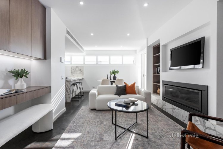 102 94 Doncaster Road Balwyn North 3104