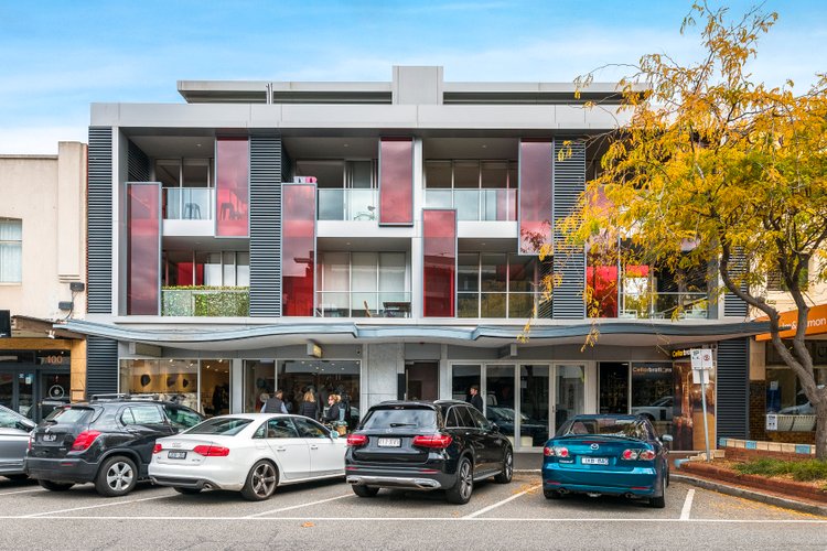 102/96 Ormond Road Elwood 3184