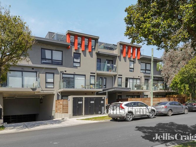 103 2 Churchill Street Ringwood 3134