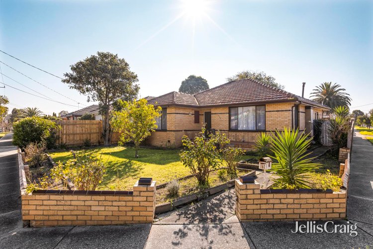 104 Hughes Parade Reservoir 3073