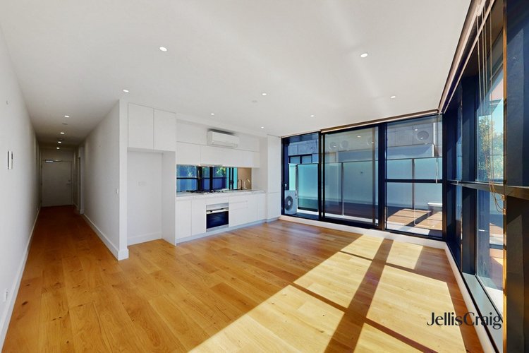 104/2 Kingsley Street Elwood 3184