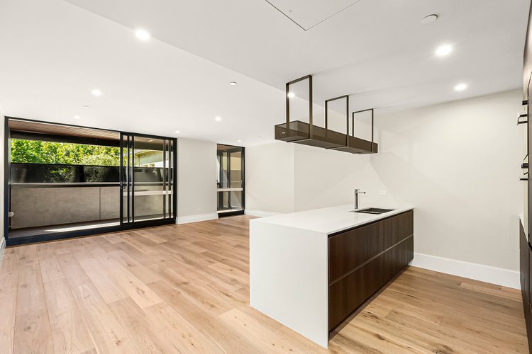 104 47 Ormond Esplanade Elwood 3184