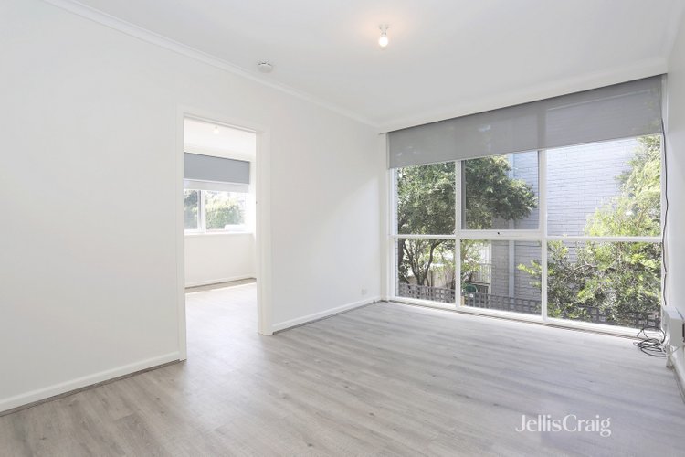 10/465 Brunswick Road Brunswick West 3055