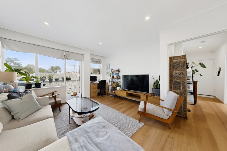 10/48 Spray Street Elwood 3184