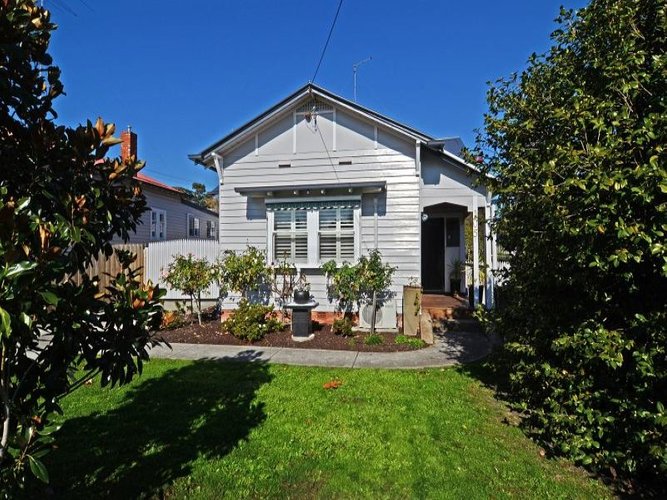 105 Howitt Street Soldiers Hill 3350