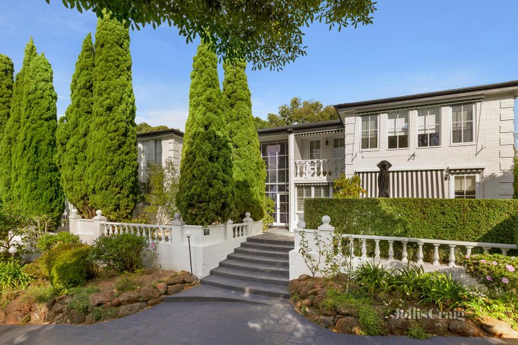 10 6 Balwyn Road Canterbury 3126